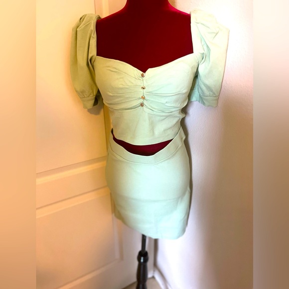 Mint Colored 2 Piece Set - Picture 1 of 2